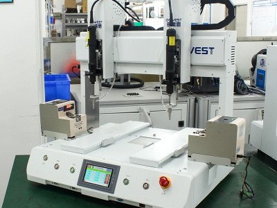 哪家自動擰螺絲機可以自動識別漏鎖、漏送問題？-堅豐股份