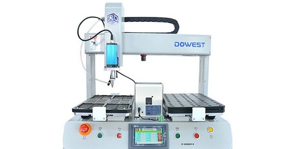 使用半自動(dòng)鎖螺絲機(jī)需要注意安全嗎？-堅(jiān)豐股份